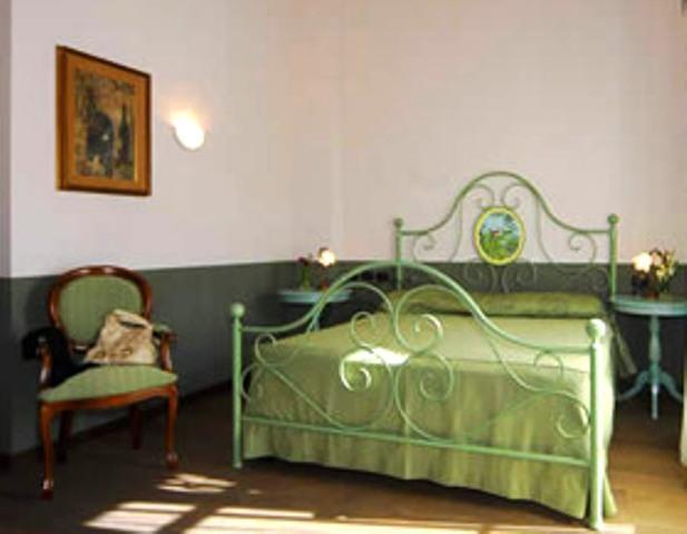 Relais Di Vino Monforte dʼAlba Habitación foto